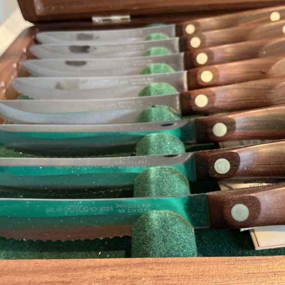 Cutco Steak Knives - Picture 2 of 3